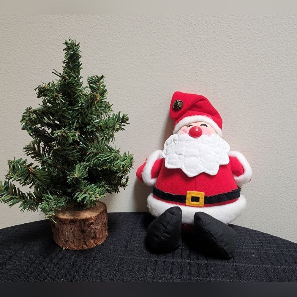 1982 Hallmark Santa Claus Felt Plush with Bean Bag Bottom & Legs